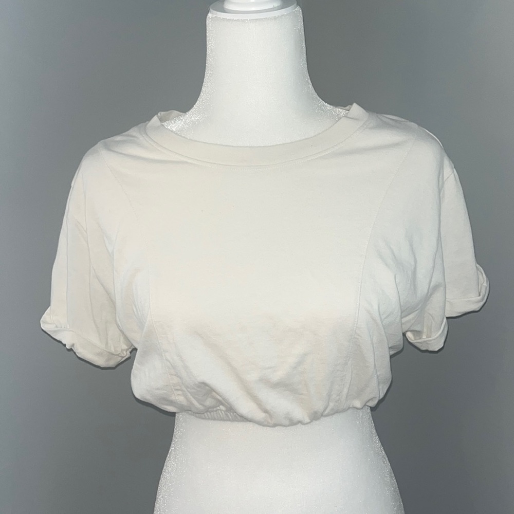 Off white cropped short sleeve
